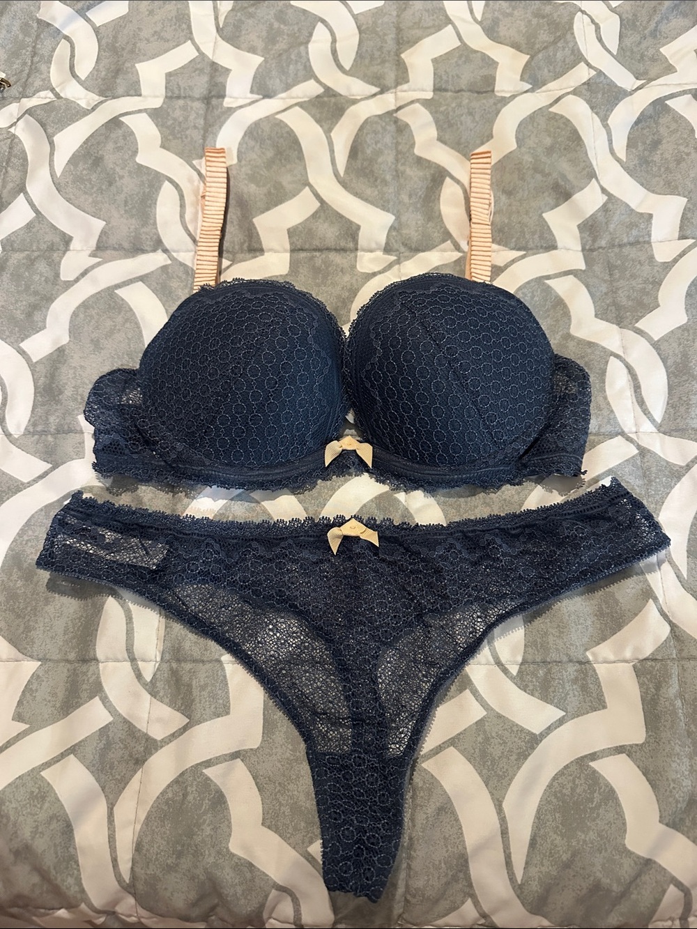 Navy Lace Push-Up Lingerie Set with Contrast Light Pink Straps